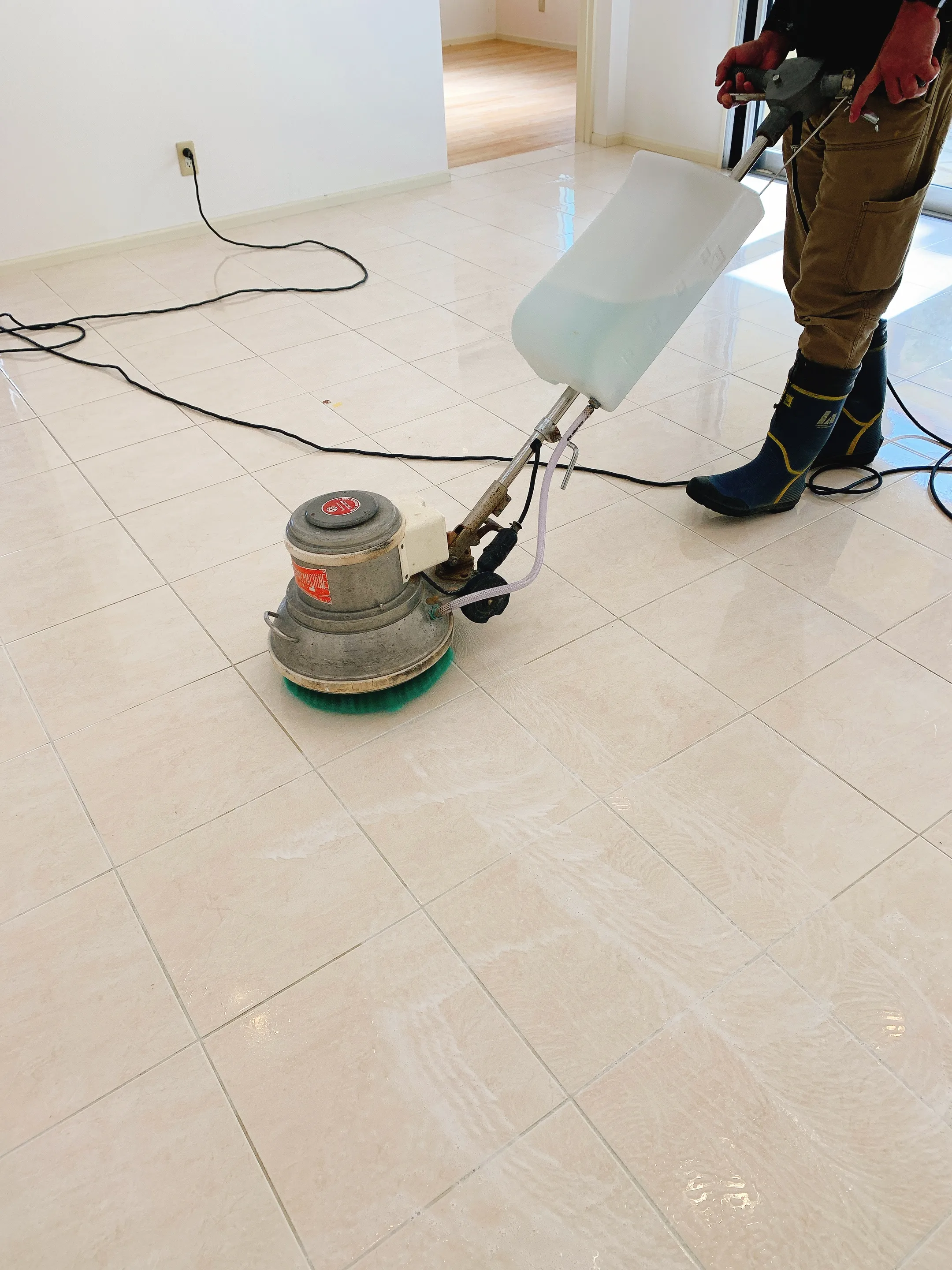 ビルの清掃写真