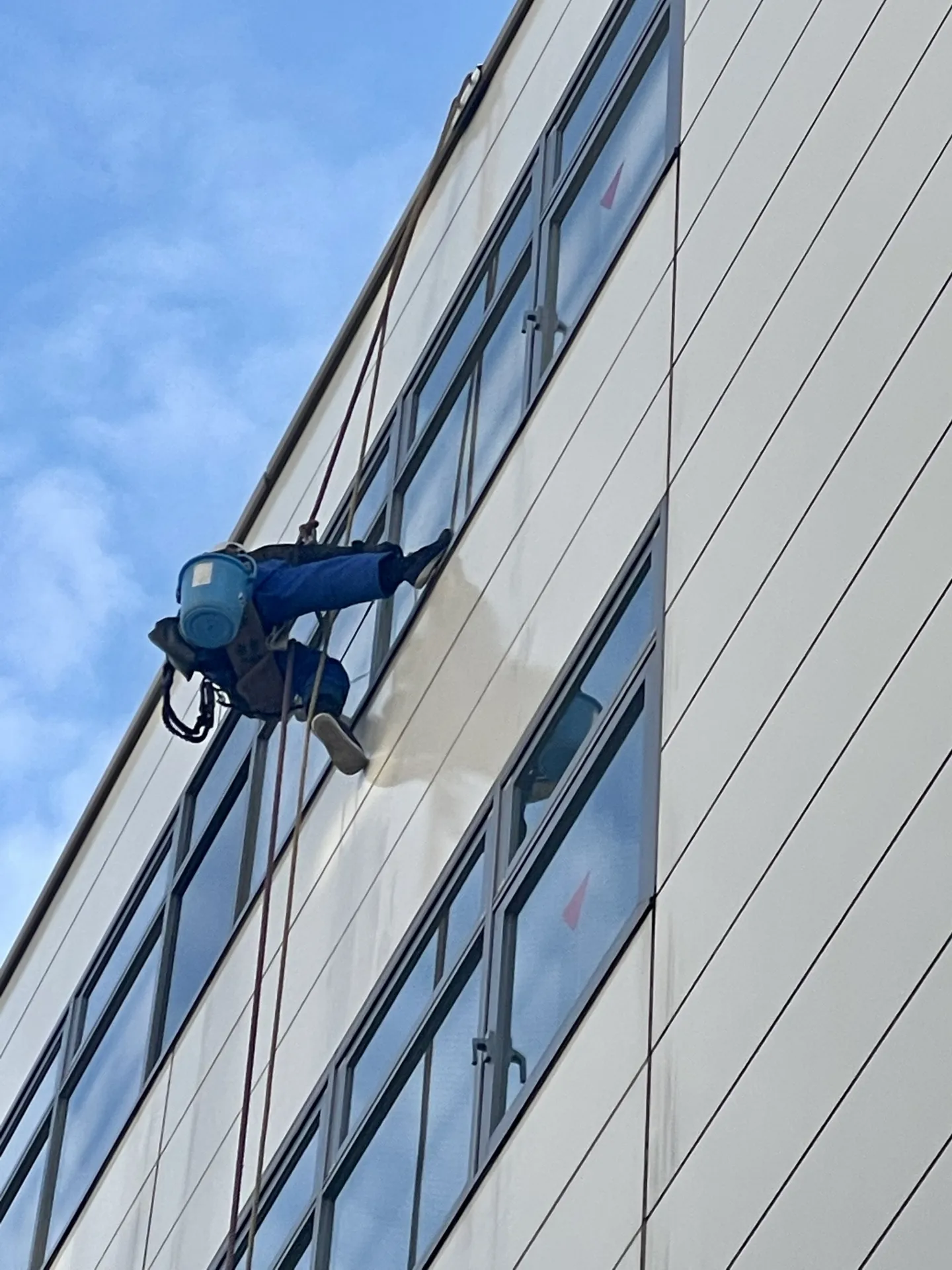 ビルの清掃写真